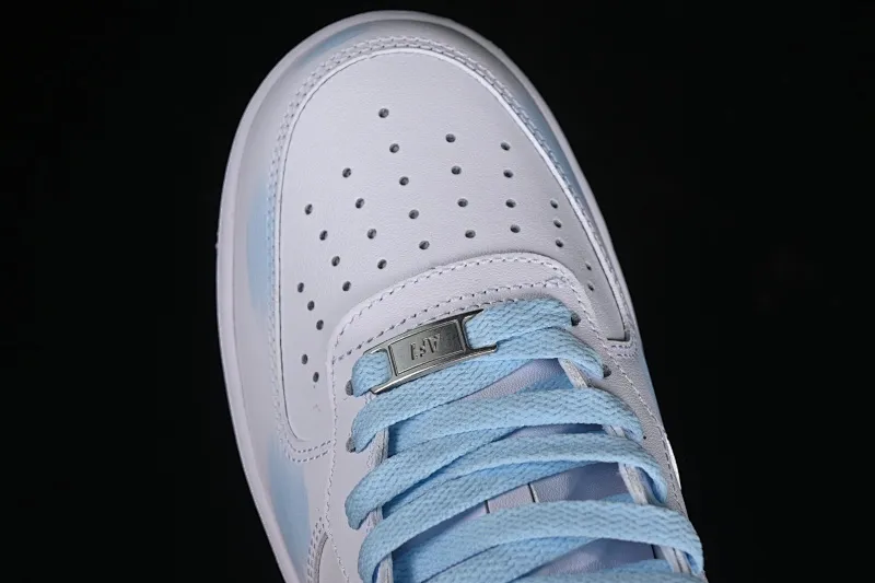 All categories Nk Air Force 1 Air Force series Nk Air Force 1 Mid Air Force mid-top Nk Air Force 1'07 Mid sky blue Hand-painted fracture Three hook shadow Air Force 1 strap mid-top casual sneakers CW2289-111